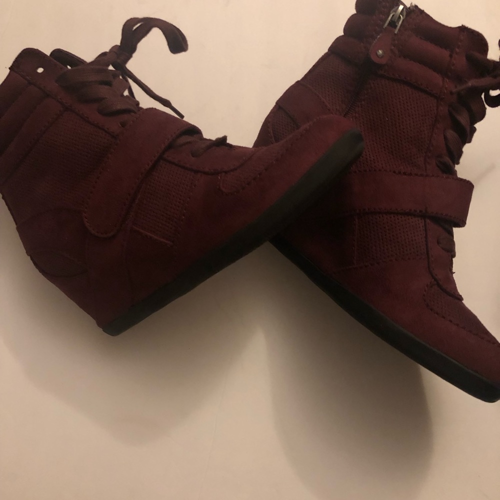 SimplyVera Vera Wang Red Wine Wedges